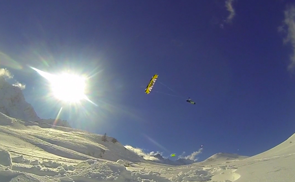 Lolo bsd kiteloop snowkite en cronix