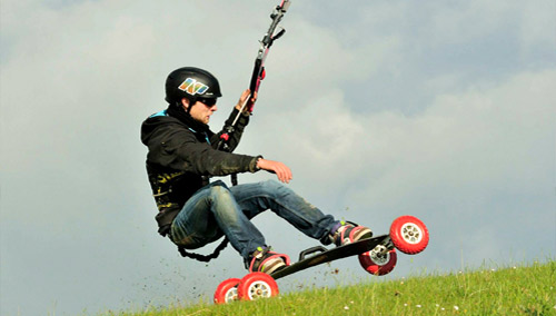 François Thomas sur sa board de landkite